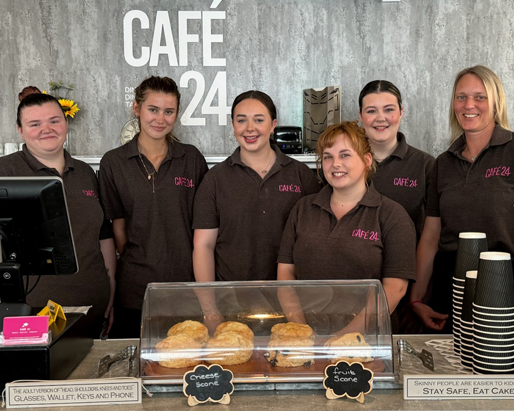 Cafe 24